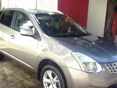 Nissan Rogue  2009