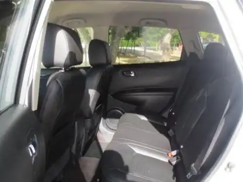 Nissan Rogue  2009