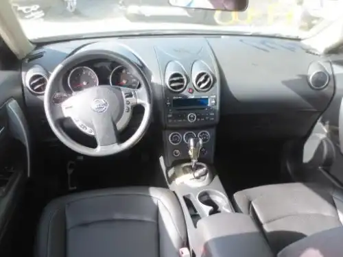 Nissan Rogue  2009