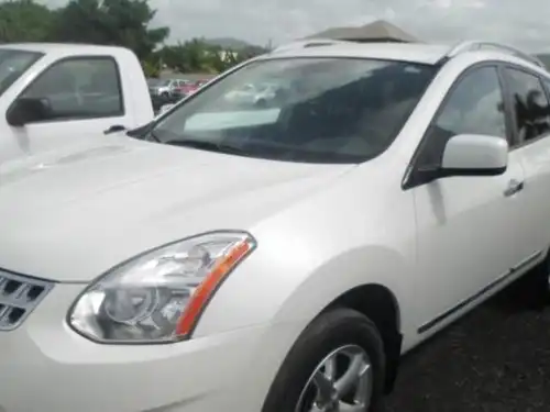 Nissan Rogue  2011