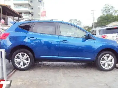 Nissan Rogue2009