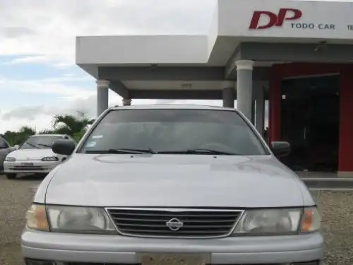 Nissan Saloon EX 2000