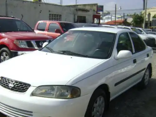 Nissan Sentra  2002