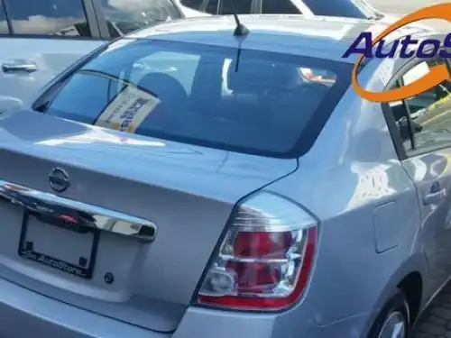 Nissan Sentra  2010
