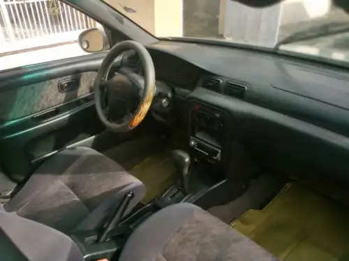 Nissan Sentra 99