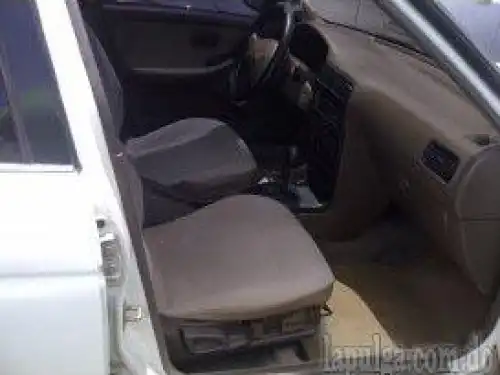 Nissan Sentra B13 93 BlancoMuy Buenas Condiciones