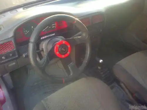 Nissan Sentra B13 Año 2002