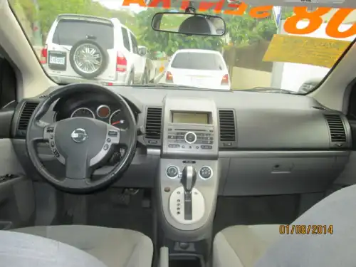 Nissan Sentra SE 2008