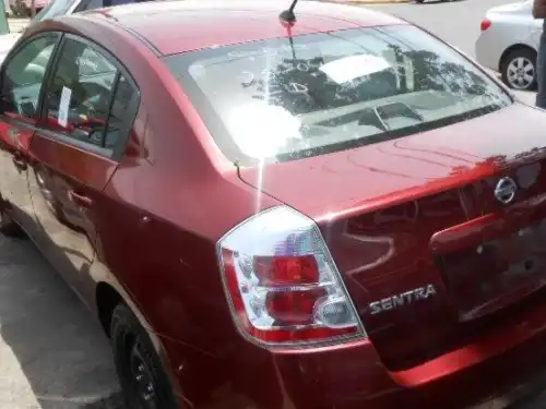 Nissan Sentra2008