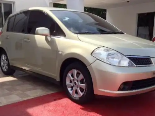 Nissan TIIDA  2007
