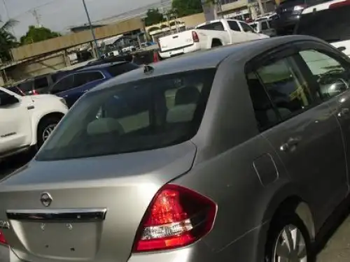 Nissan TIIDA  2007