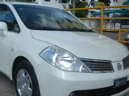 Nissan TIIDA  2008