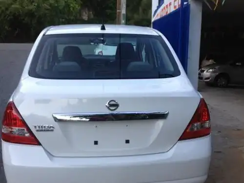 Nissan TIIDA  2009