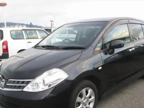 Nissan TIIDA  2009