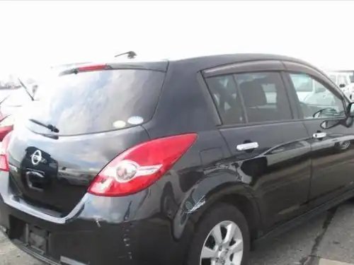 Nissan TIIDA  2009