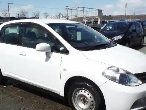 Nissan TIIDA  2009