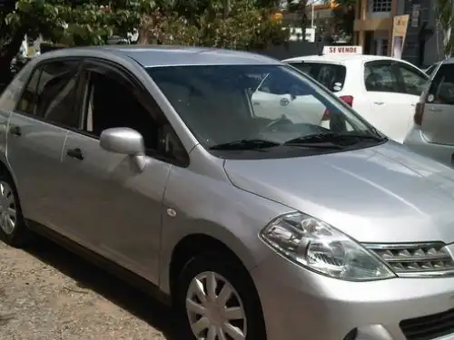 Nissan TIIDA  2009