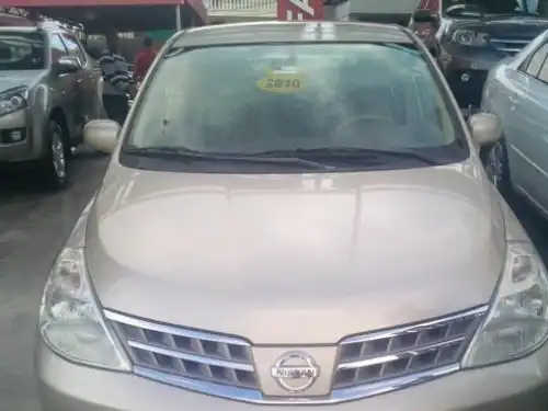 Nissan TIIDA  2010