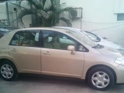 Nissan TIIDA  2010