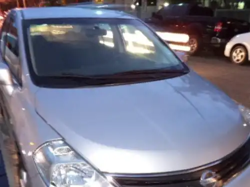 Nissan TIIDA  2012