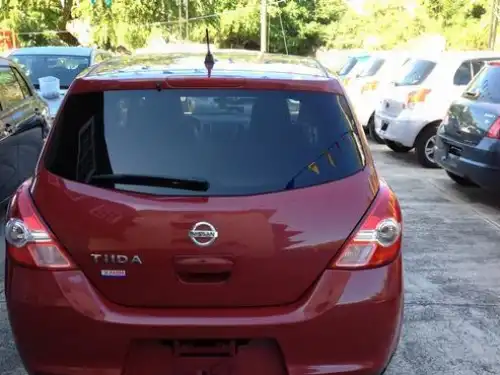 Nissan TIIDA Hatchback 2009
