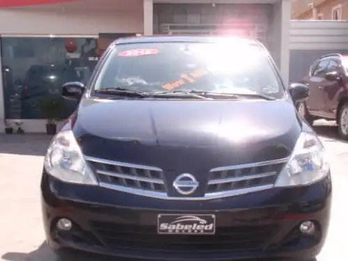 Nissan TIIDA Hatchback 2010