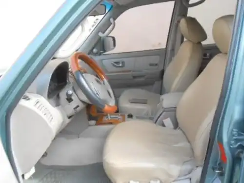 Nissan Terrano2003