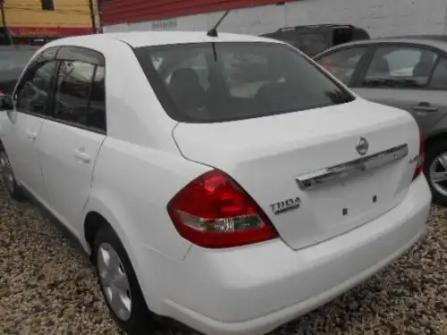 Nissan Tiida 2009