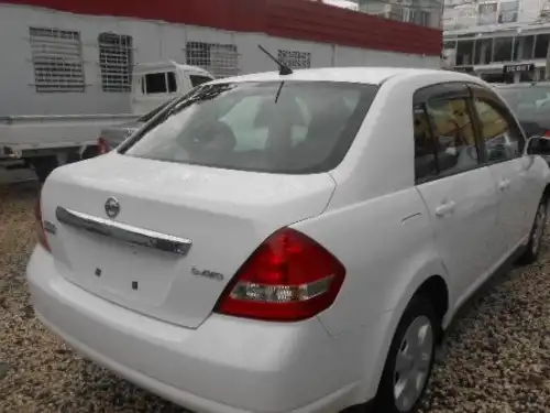 Nissan Tiida 2009