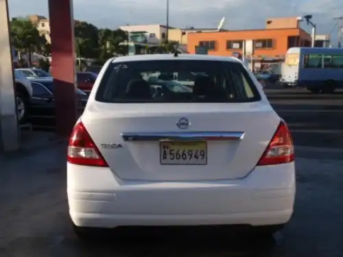 Nissan Tiida2012