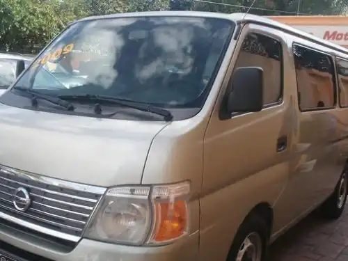 Nissan Urvan  2009