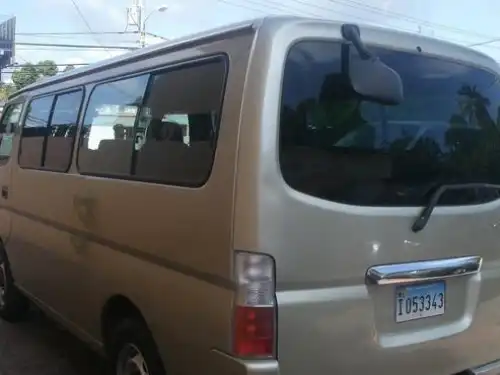 Nissan Urvan  2009