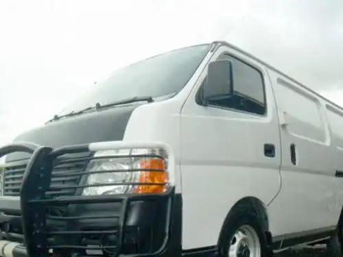 Nissan Urvan  2010