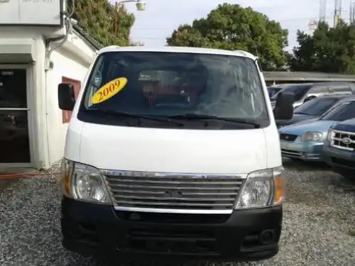 Nissan Urvan  2010