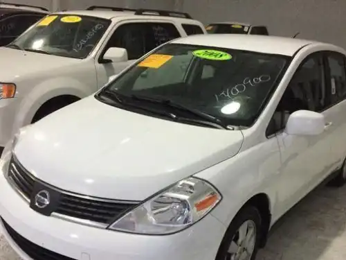 Nissan Versa  2008