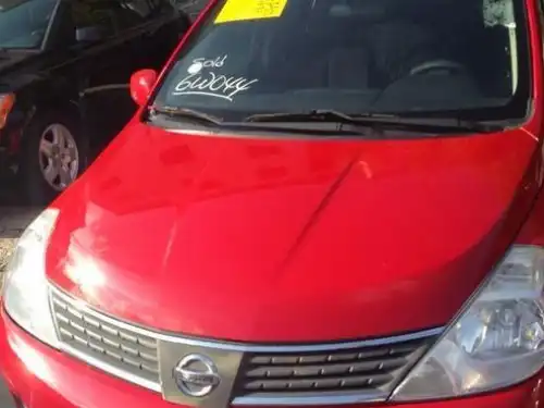 Nissan Versa  2008