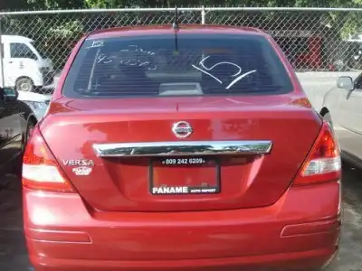 Nissan Versa  2008