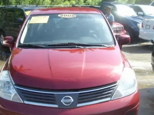 Nissan Versa  2008