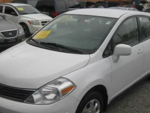 Nissan Versa  2009