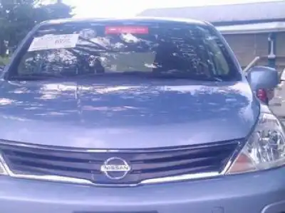 Nissan Versa  2010