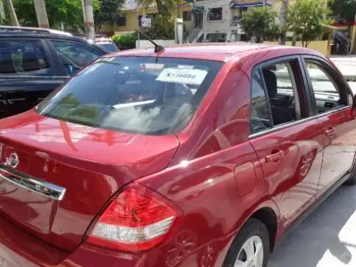 Nissan Versa  2010