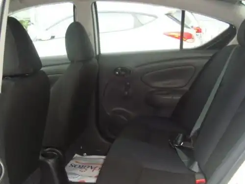 Nissan Versa  2014