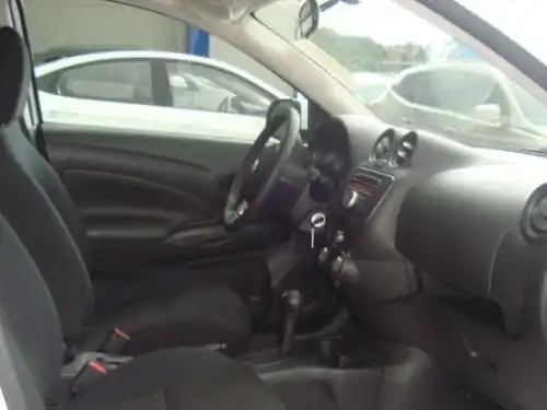 Nissan Versa  2014