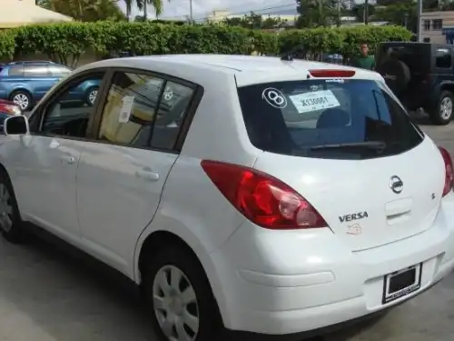 Nissan Versa 2007