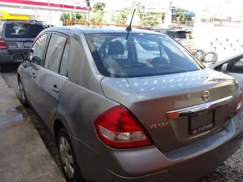 Nissan Versa 2008