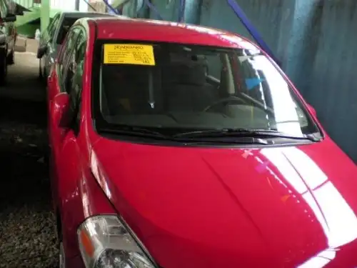 Nissan Versa 2011