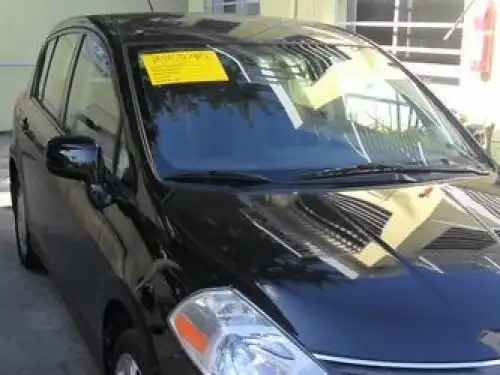 Nissan Versa Hatchback 2007