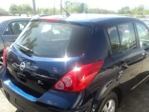 Nissan Versa Hatchback 2008