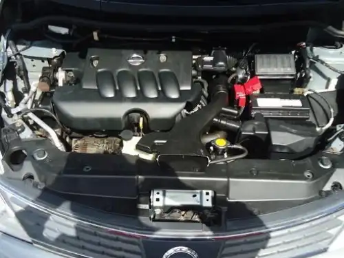Nissan Versa Hatchback 2009