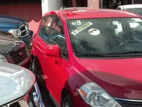 Nissan Versa Hatchback 2009